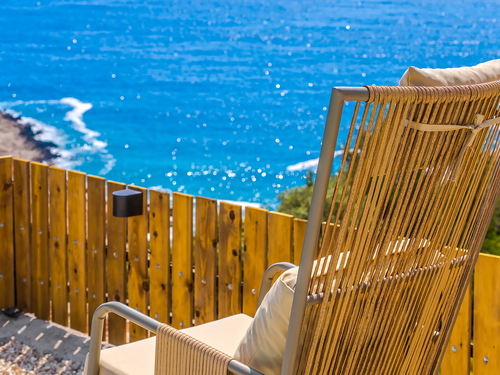  gece  -  Kasım
  | Kaş Yeniköy’de Deniz Manzaralı, Jakuzili Balayı ve Aile Villası – 4 Kişilik Tatil İçin İdeal Seçim